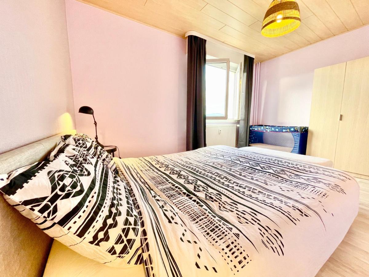- La Cigogne - Balcon - Vue Degagee - Netflix - Wifi Fibre - Parking Gratuit - Quartier Populaire * Colmar