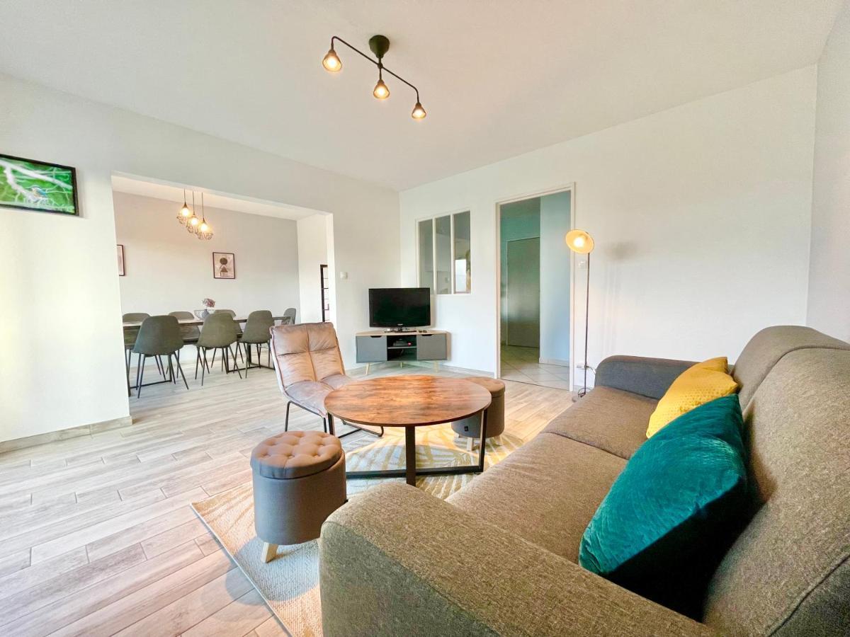 Apartment La Cigogne: Balcony Retreat With Netflix And Free Parking